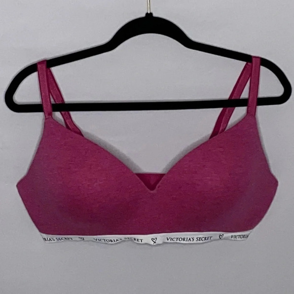 Victoria's Secret T Shirt Bra Lightly Lined and Wireless - Size 38D - Picture 1 of 8